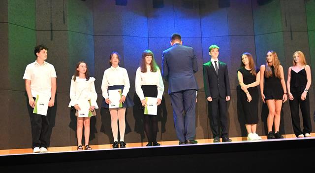 1708